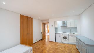 Miete Dachwohnung  Calle londres. Ático estudio único! terraza de 20m2 y vistas privilegiadas.amue