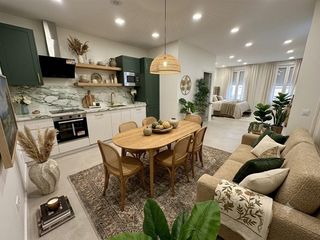 Apartment in Canillejas. Apartamento planta calle