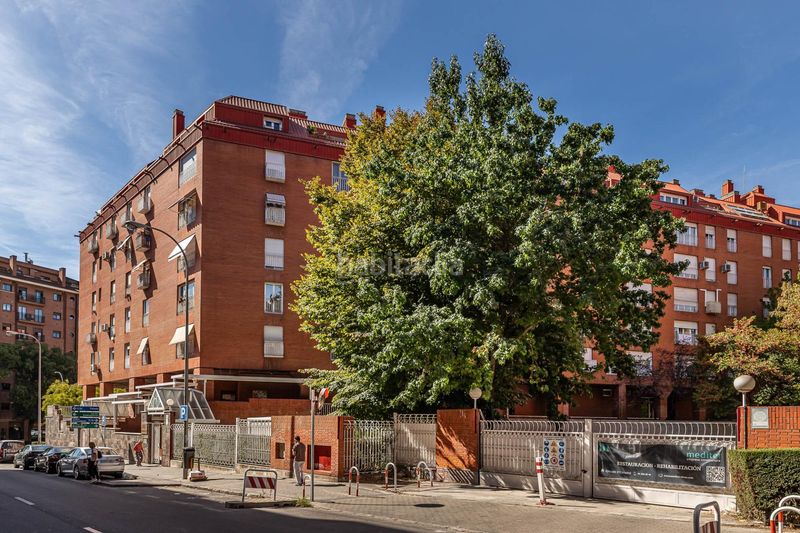 Foto 04b75fb8-6c24-4277-b1ea-6fde869d89c5. Piso en Acacias Madrid