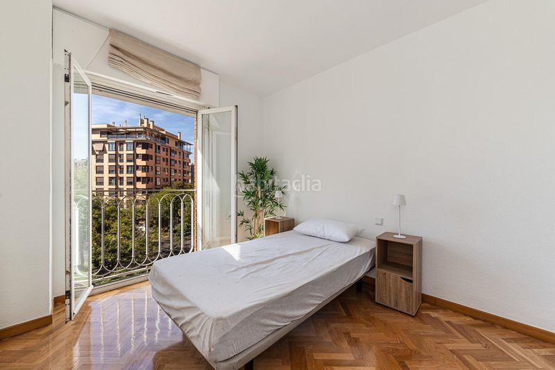 Foto 8f03ce10-997b-4855-8a0a-a555aa9420ab. Piso en Acacias Madrid