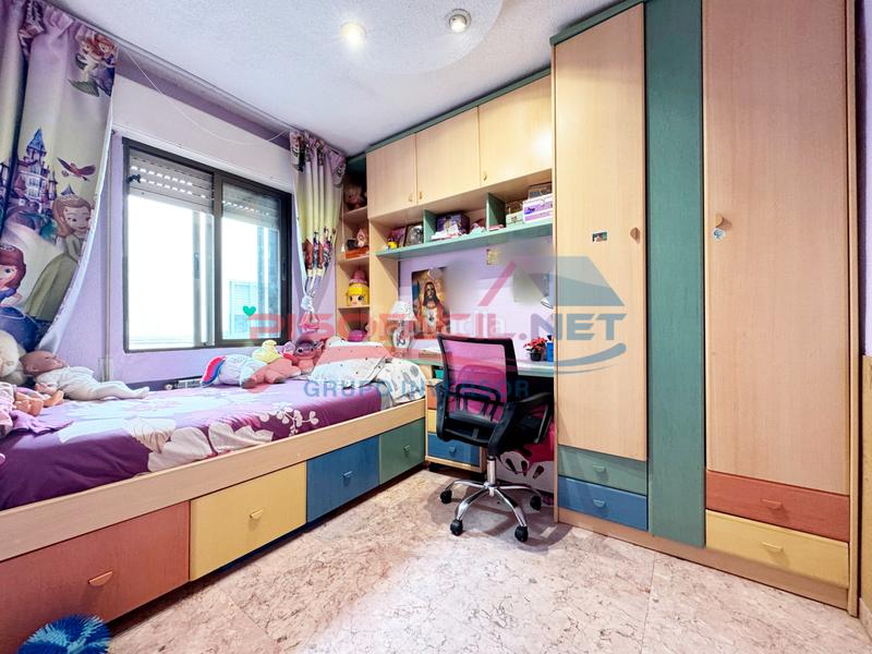 Foto 2fed5416-7f23-4865-8383-474871e44f51. Appartamento con riscaldamento in Reyes Parla