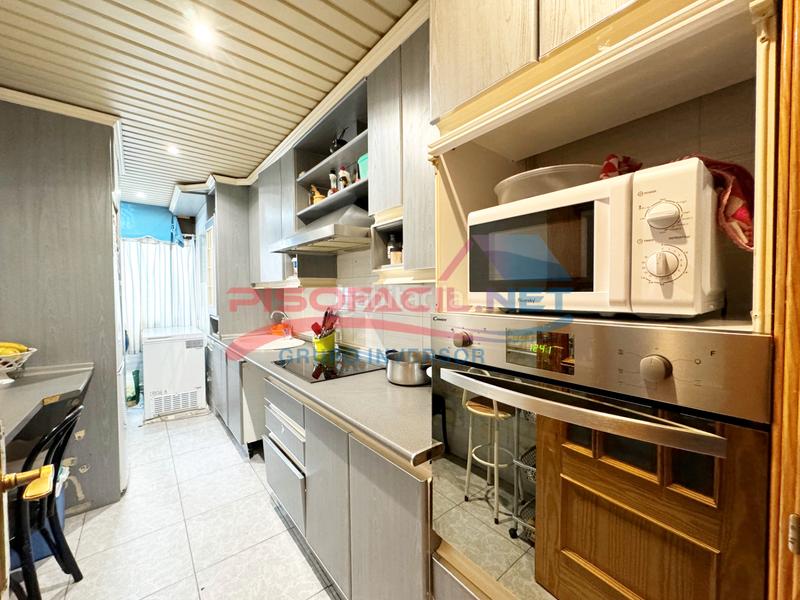 Foto 4557c2bd-c2e6-43c0-96cf-c0a30fe03991. Piso en Reyes Parla