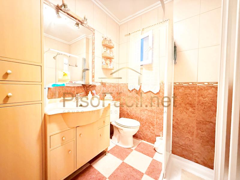 Foto 046930d8-e6c0-4729-85c0-6ea12bd18577. Local comercial amb calefacció a Villayuventus-Renfe Parla