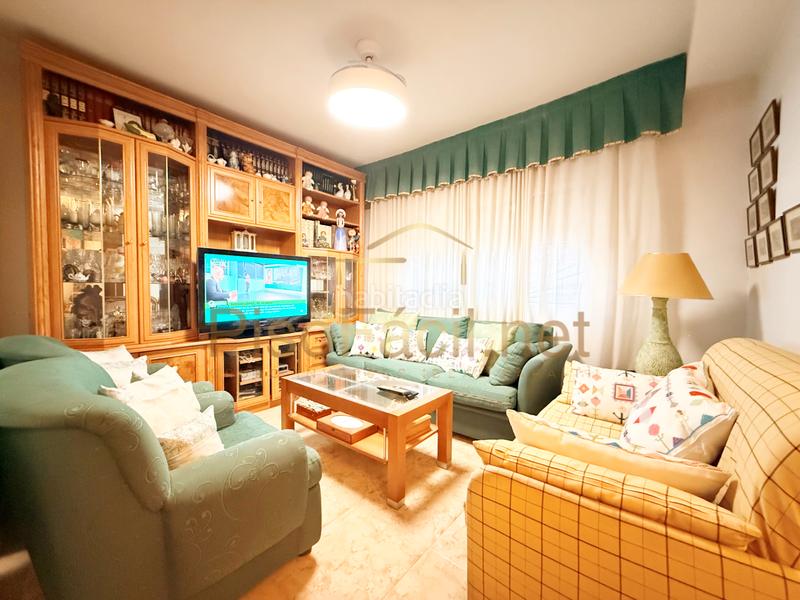 Foto 5fa651ab-72c9-43a0-b05a-1a4e294c7d09. Local comercial amb calefacció a Villayuventus-Renfe Parla