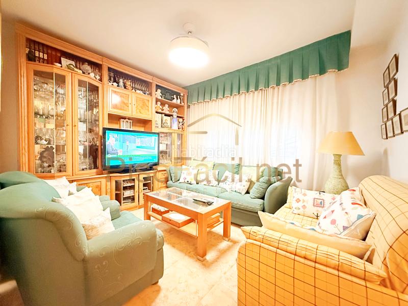 Foto cd3a7a3f-97ec-46ce-a77e-802402e3d10c. Local comercial amb calefacció a Villayuventus-Renfe Parla