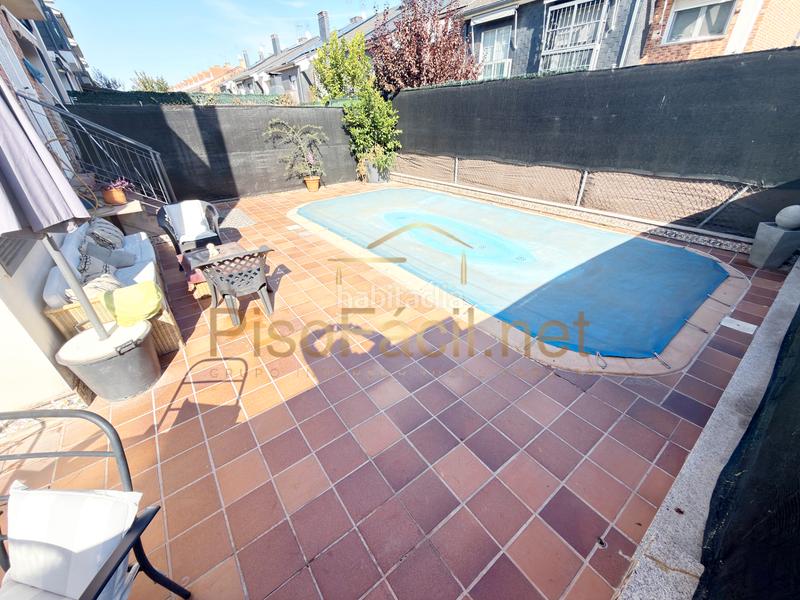 Foto 2bcafa8a-44ad-4e00-94a4-b9d581a83453. Xalet amb calefacció aparcament piscina a Altos del Olivar-El Caracol Valdemoro