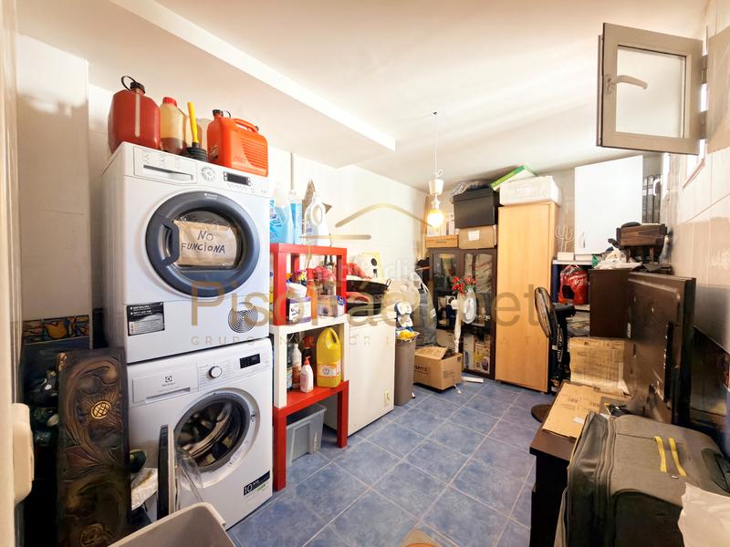 Foto ebee0625-2f08-4bb7-ad1b-468a90049910. Xalet amb calefacció aparcament piscina a Altos del Olivar-El Caracol Valdemoro