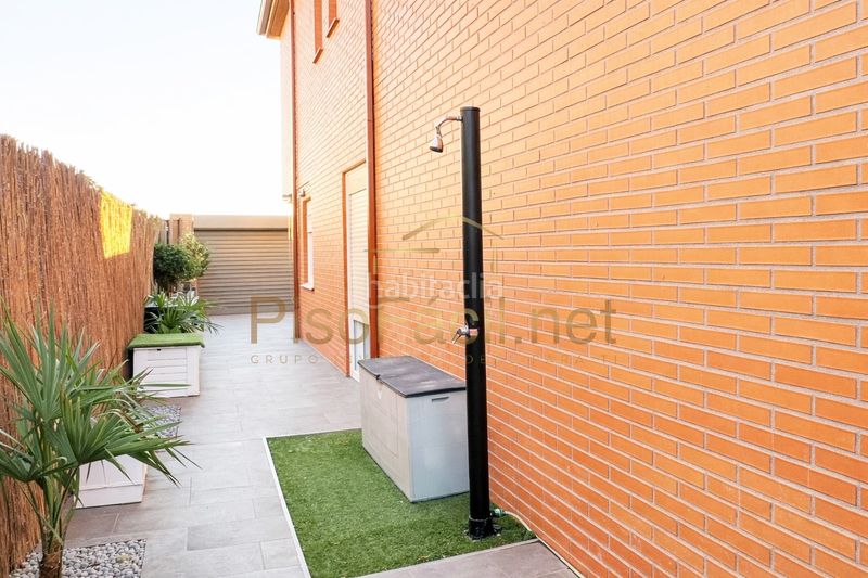 Foto 17ecd3b6-e34f-41a8-959d-243a005d340c. Xalet amb calefacció aparcament piscina a Parla este Parla