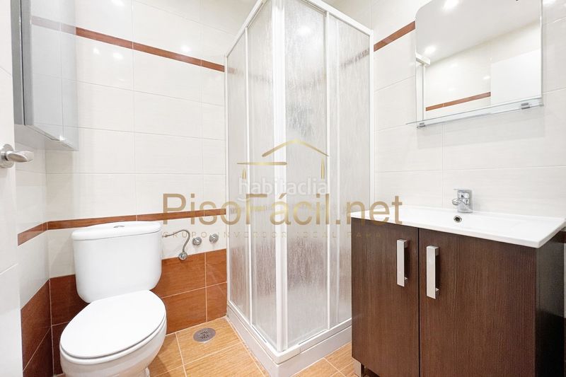 Foto 20efc0a0-604e-4aeb-9a1b-730f78ad9aa4. Xalet amb calefacció aparcament piscina a Parla este Parla