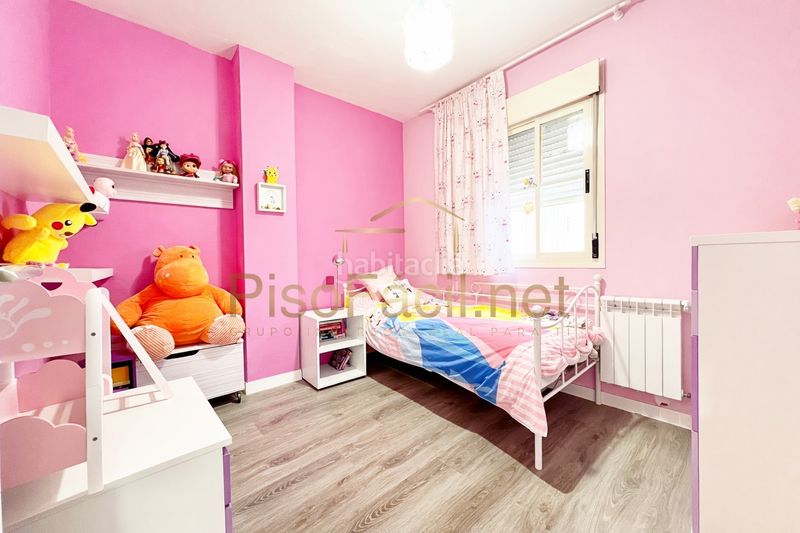 Foto 69ba1056-314f-4d1e-9622-e47297de8131. Xalet amb calefacció aparcament piscina a Parla este Parla