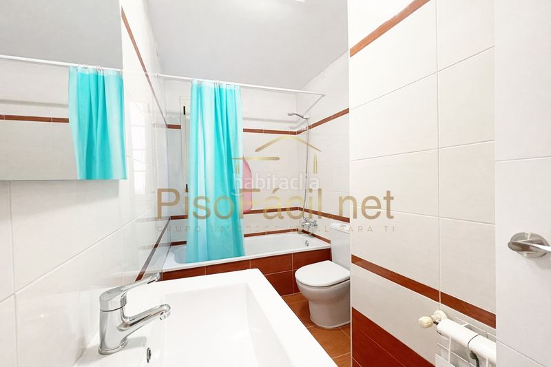 Foto 74725693-7bce-4b92-beec-e0bb7299e878. Xalet amb calefacció aparcament piscina a Parla este Parla