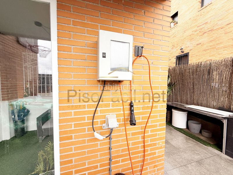 Foto 982ec854-e8d3-4ac7-82ca-257f26703285. Xalet amb calefacció aparcament piscina a Parla este Parla