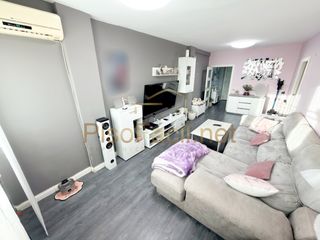 Pis  Avenida de los estados. Piso en venta en fuenlabrada zona la avanzada - la cueva totalme