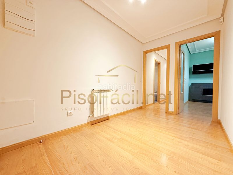 Foto 25885fb5-f81c-4597-9649-513d082a4de8. Pis amb calefacció aparcament piscina a Las Américas Parla