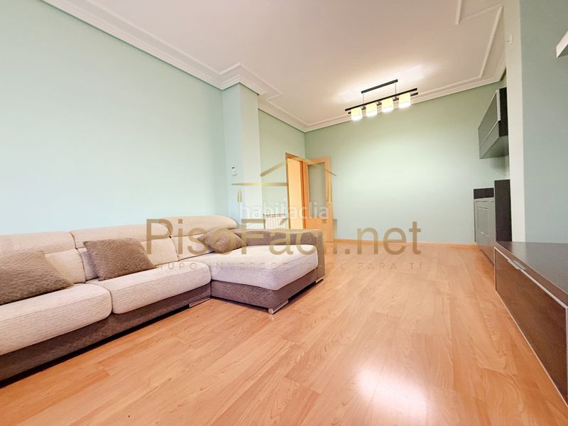 Foto 8b48f9e4-31a3-4d81-b9c8-f095db2b0b37. Pis amb calefacció aparcament piscina a Las Américas Parla