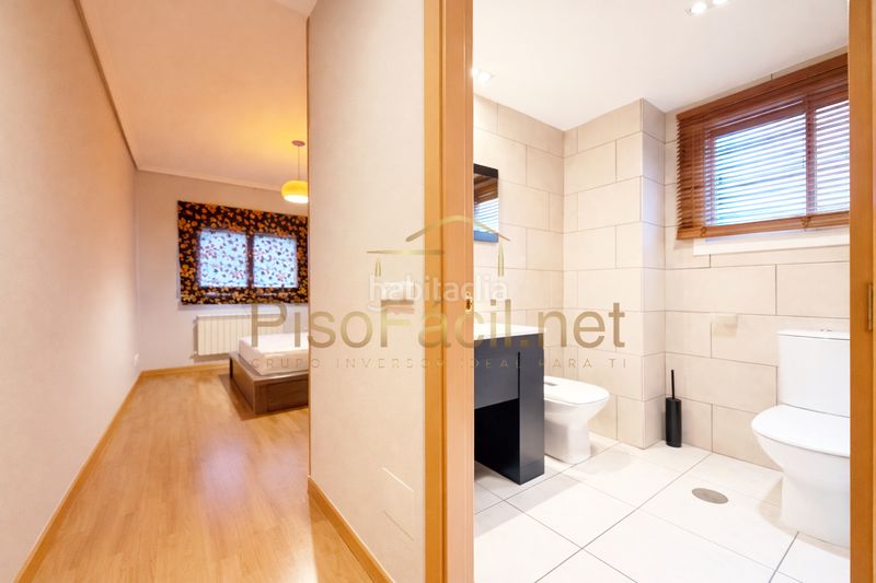 Foto 8d5804ef-5a62-404d-b319-ab45366b451b. Pis amb calefacció aparcament piscina a Las Américas Parla