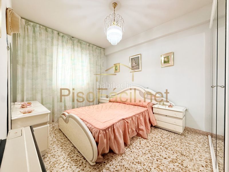 Foto f5cb5dd7-d89d-499d-9fce-d2964438f8ad. Pis amb calefacció a Reyes Parla