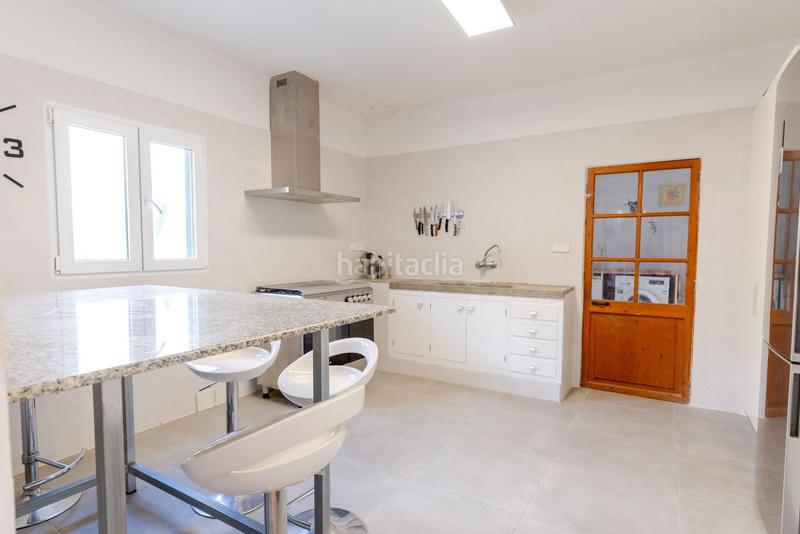 Foto d828a609-a2ea-4f20-9e39-784213f95bba. Masía acogedora casa de pueblo en Costitx