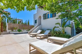 Casa a Colnia de Sant Pere. Casa de estilo mediterrneo en la colnia de sant pere.