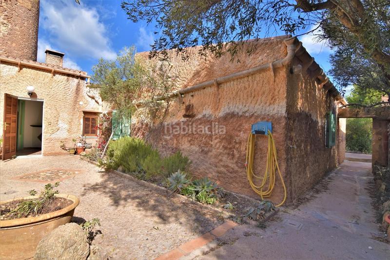 Foto 30bcd0b6-47c2-42d0-b9e2-8f053993dd14. Alquiler finca rústica impresionante casa auténtica de estilo mallorquín de alquiler anual en la Colònia de Sant Pere. en Artà