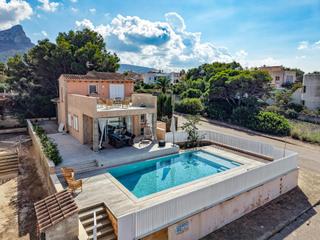 Casa a Colnia de Sant Pere. Impresionante vivienda en montferrutx con piscina y vistas al ma