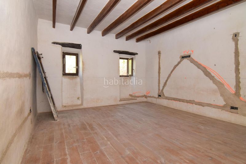 Foto b7ac0e4b-991e-41f2-ab15-b80ebada913c. Masia a Artà poble Artà