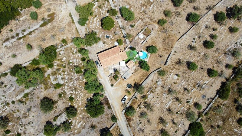 Foto 5edaa0a3-55d2-4eb0-ba5c-f807fc9cdb3c. Lloguer masia amb calefacció piscina a Artà poble Artà