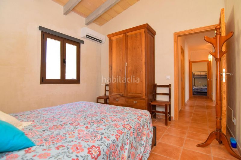 Foto d3e9996d-be4c-41c5-af4e-7f586c2bd5ad. Lloguer masia amb calefacció piscina a Artà poble Artà