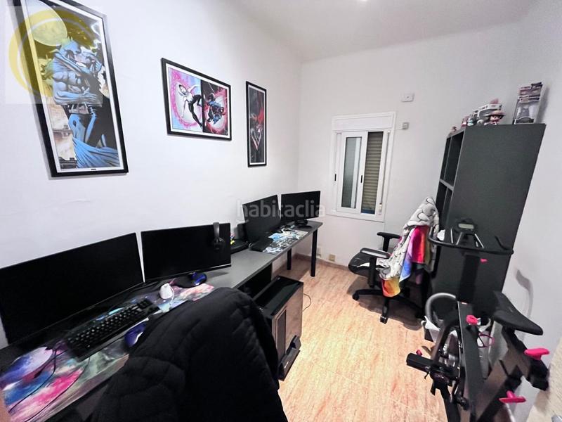 Foto 51ed46b2-a82a-4dee-aa02-9e698292fcc3. Etagenwohnung in Porta Barcelona