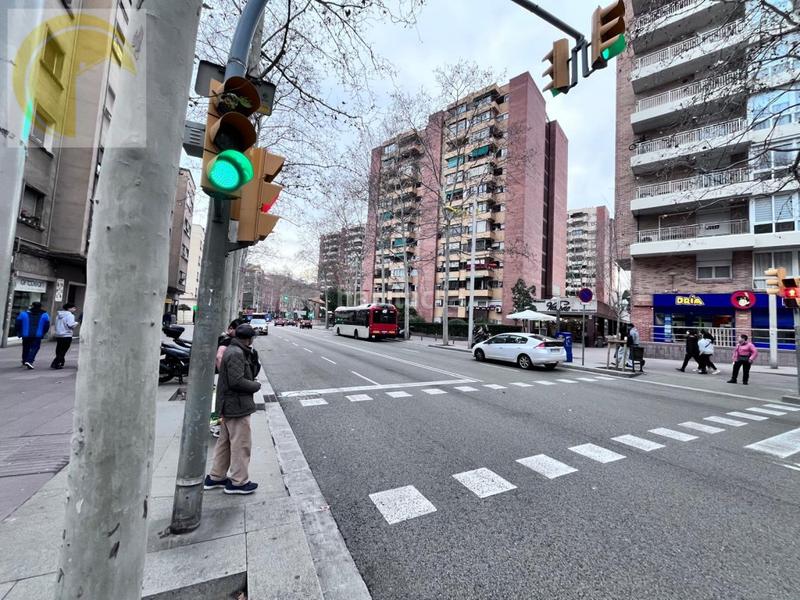 Foto 99f0854d-e608-42d1-8a3a-28e70760c772. Etagenwohnung in Porta Barcelona