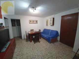 Affitto Piano terra  Calle travau. Alquiler temporal piso de 2 habitaciones en barcelona