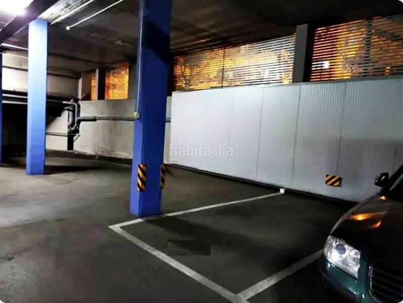 Foto bcc1e50b-f4be-42ee-ba3f-0f1e203cbda2. Parking coche en Universidad Getafe