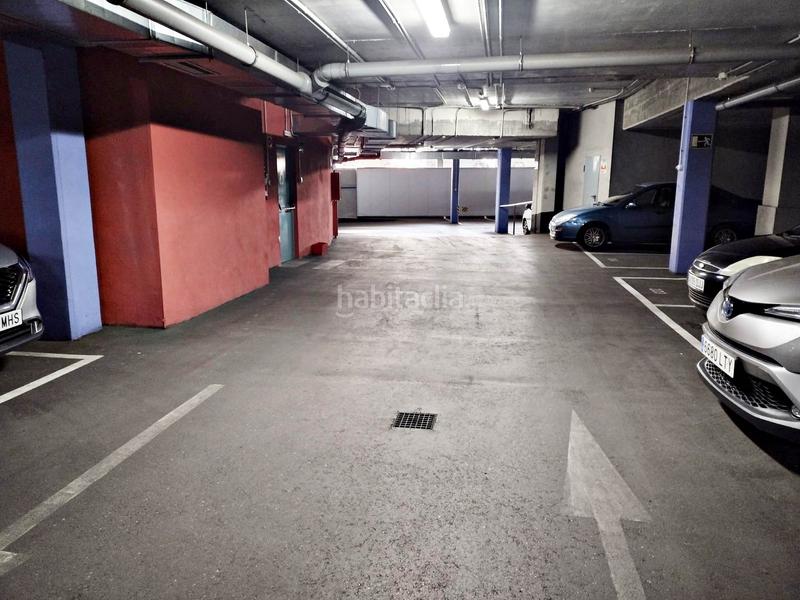Foto ee9ad33b-55ed-4de0-b178-f9d8284efc47. Parking coche en Universidad Getafe