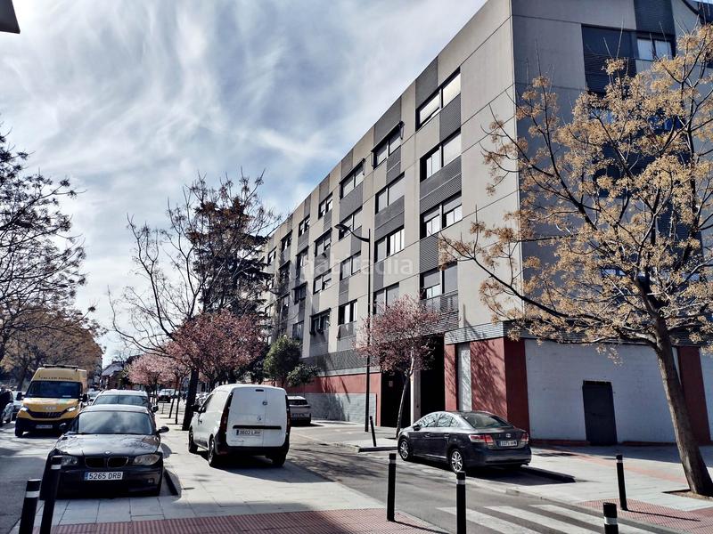 Foto fc1b4e3c-4e55-42b8-b8dd-e44a7718a198. Parking coche en Universidad Getafe