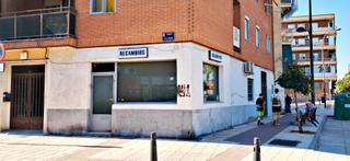 Local Comercial  Calle pizarro. Magnfico local con excelente ubicacin