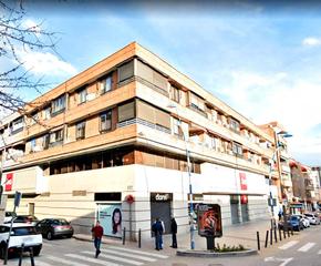Lloguer Local Comercial  Calle ramon y cajal. Magnífica oficina en alquiler en el centro de getafe.