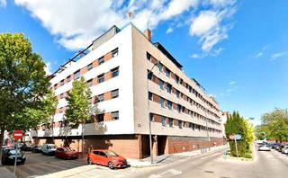 Lloguer Aparcament cotxe  Calle magallanes. Iberpisos ofrece en exclusiva: magnifica plaza de garaje en geta