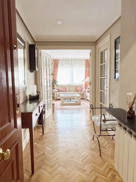 Foto 37ecd34b-92c4-4d57-9677-66d7a74856c7. Appartement avec chauffage parking dans Vista Alegre Madrid