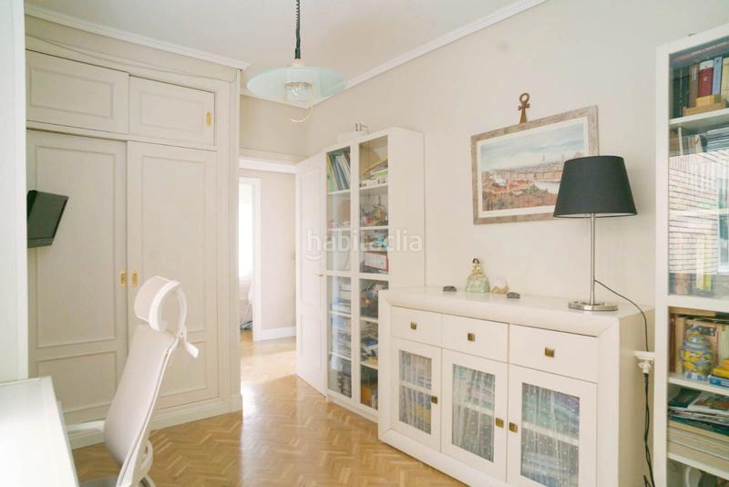 Foto f00a9389-3699-49b3-bf21-f5cfa1c90d9d. Appartement avec chauffage parking dans Vista Alegre Madrid