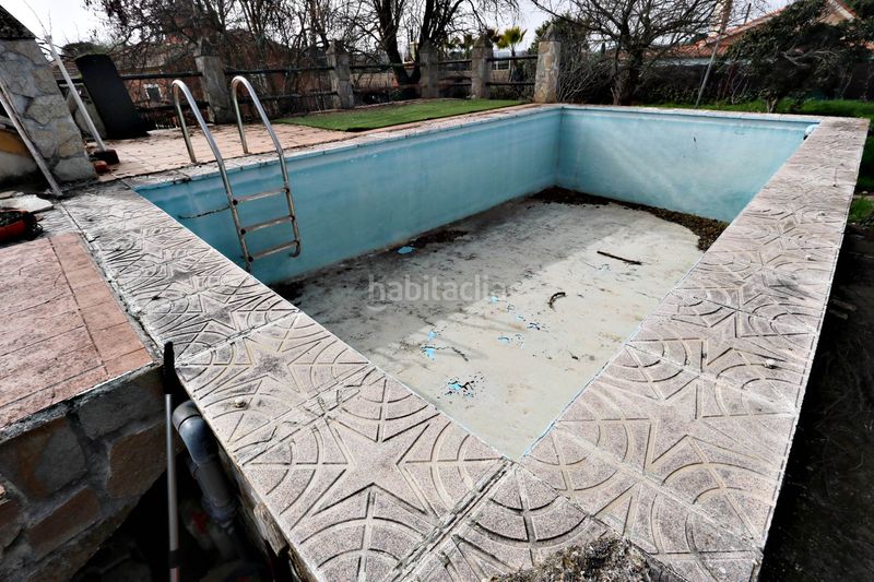 Foto e7f9c625-3137-439c-bf55-24ac339d6114. Xalet amb xemeneia calefacció aparcament piscina a Chinchón