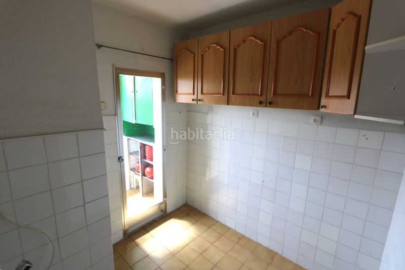 Foto c8074b1b-b440-46c0-935b-919142b0c4f9. Pis a Los Rosales Madrid