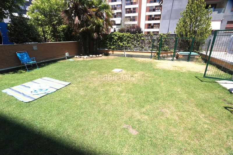 Foto 07f04c34-f95f-495a-8d8f-5cfe7ce3d952. Pis amb calefacció aparcament piscina a Butarque Madrid