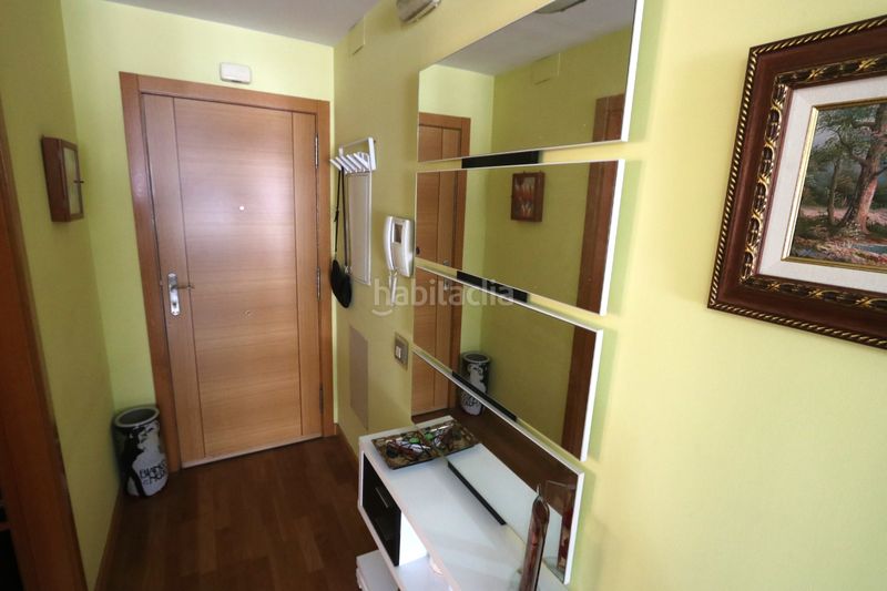 Foto cb2b0af2-b581-42d9-bb20-de8236990532. Pis amb calefacció aparcament piscina a Butarque Madrid