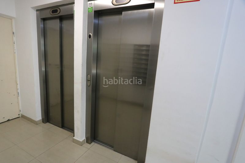 Foto cf5ad07f-9327-4121-9daf-6afddab9e71b. Pis amb calefacció aparcament piscina a Butarque Madrid