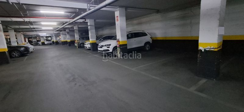 Foto 06d65218-b771-4863-8dc4-8dcb2fcb3060. Aparcament cotxe a Centro Getafe