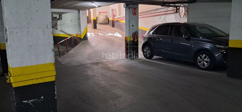 Foto 3116bfb5-b6aa-483b-8898-6c265c9e4b46. Aparcament cotxe a Centro Getafe