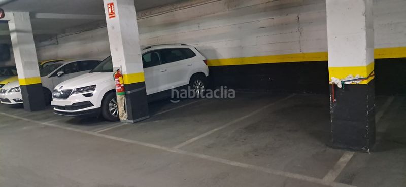 Foto dc185744-c933-4f18-9993-ef197695ed04. Aparcament cotxe a Centro Getafe