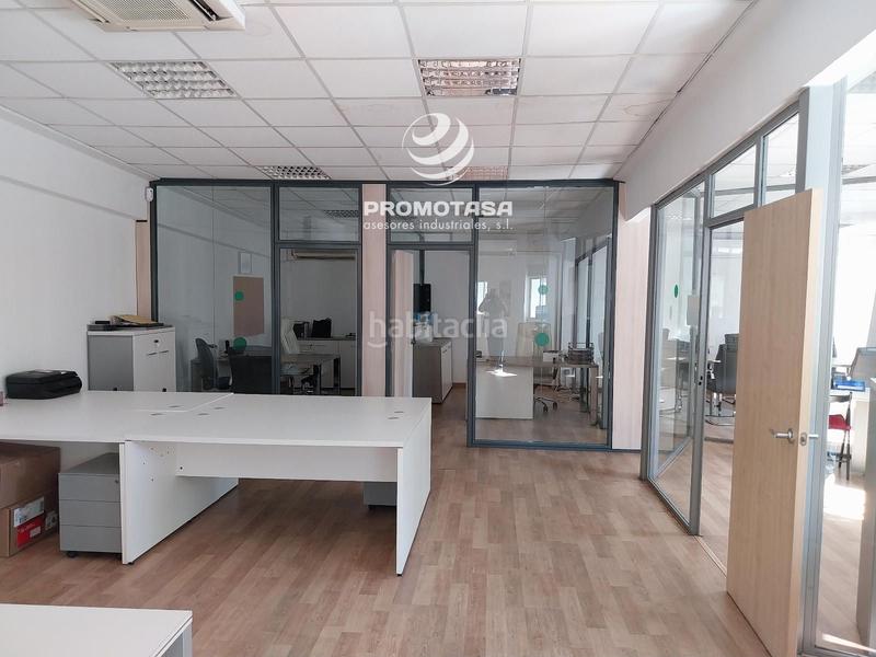 Foto d77c0e81-032d-4bf1-a3f3-ecfd9c8aa808. Industrial building in El Barral Ferial Coslada