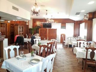 Lloguer Local Comercial a Rivas Futura. Local restaurante con terraza de 60 m y licencia activa