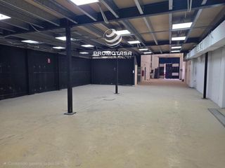 Miete Fabrikhalle  Tecnica de la. Nave industrial en recinto privado